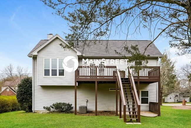 Building Photo - 3 Bedroom Pet-Friendly Home in Madison, TN...