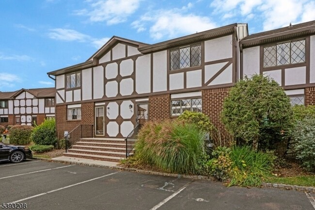 Building Photo - 180 Wildflower Ln