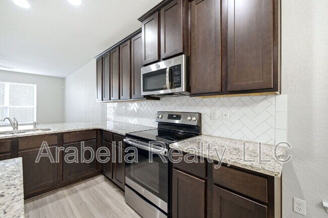 Building Photo - 5950 Larkspur Valley