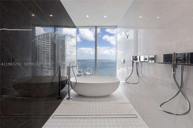 Building Photo - 300 Biscayne Blvd