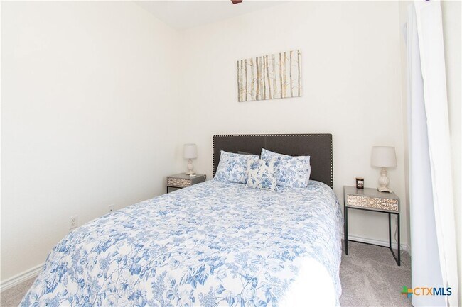 Building Photo - 103 Corral Ct