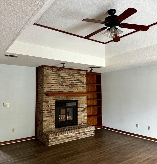 Building Photo - 109 Dominica Way