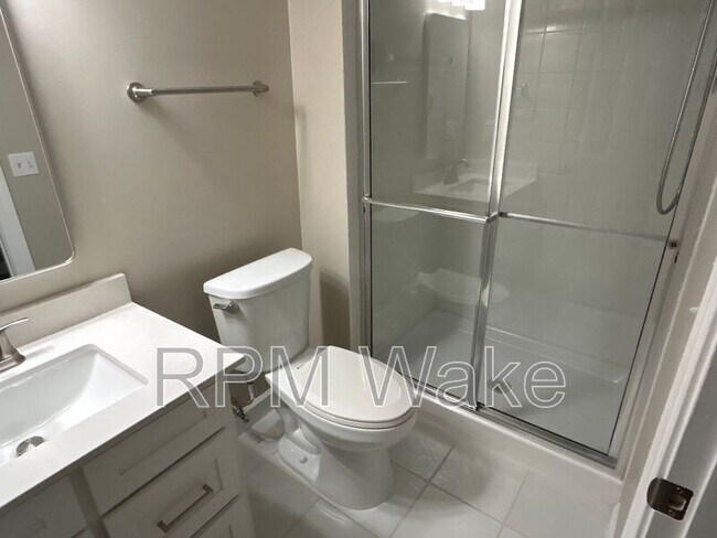 Building Photo - 1100 Kirkeenan Cir