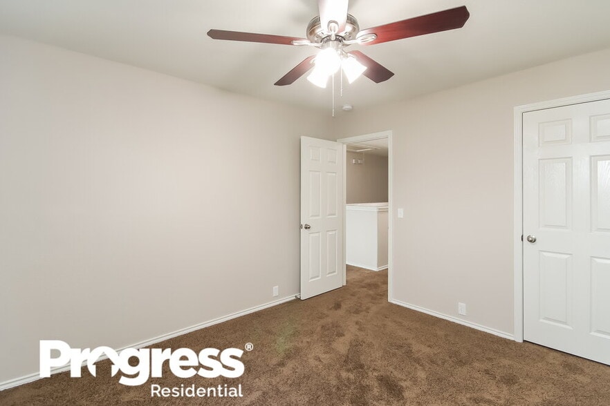 Building Photo - 2018 Greensford Ct