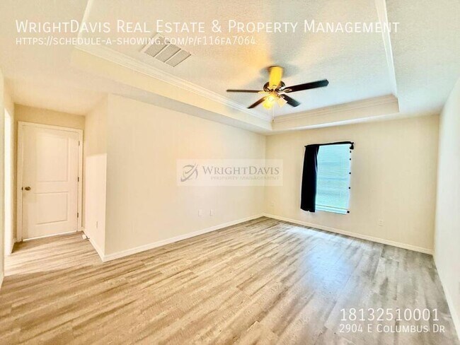 Building Photo - 2904 E Columbus Dr