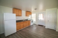 Building Photo - 119 Hicks Ave