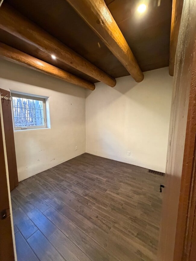 Building Photo - 152 Lorenzo Rd