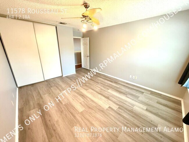 Building Photo - 11578 Rousseau St