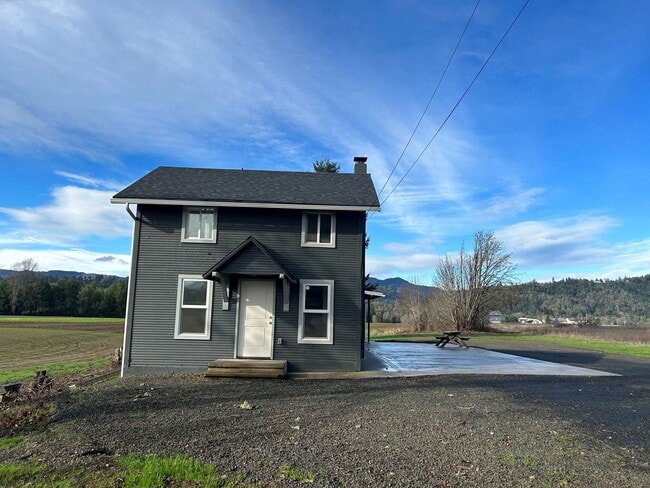 Primary Photo - Updated 4 Bedroom House With Country Setting