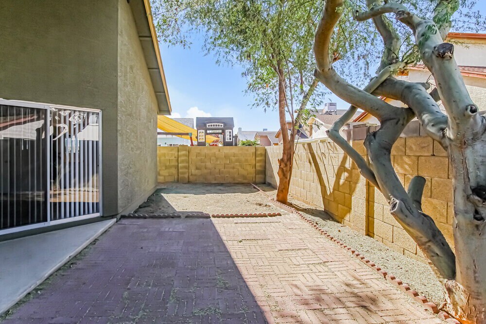 Building Photo - 11324 N 82nd Ave