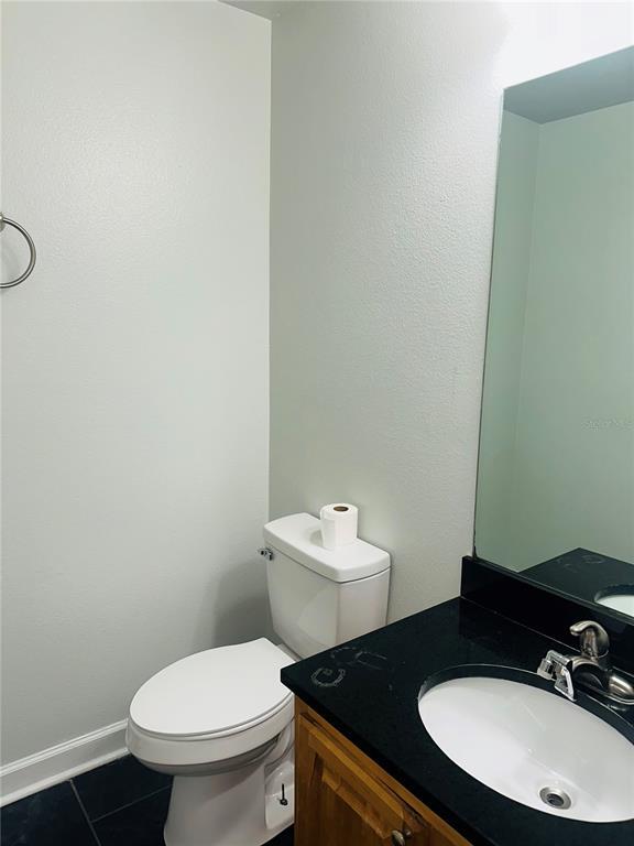 Building Photo - 2071 Dixie Belle Dr