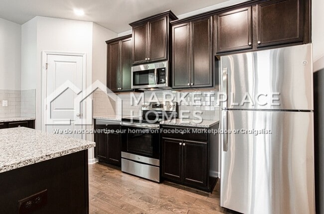 Building Photo - 6715 Hill Rock Ln