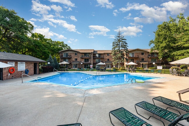 Building Photo - 5340 Waterbury Ct