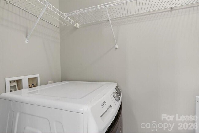 Building Photo - 3445 Broadwick St