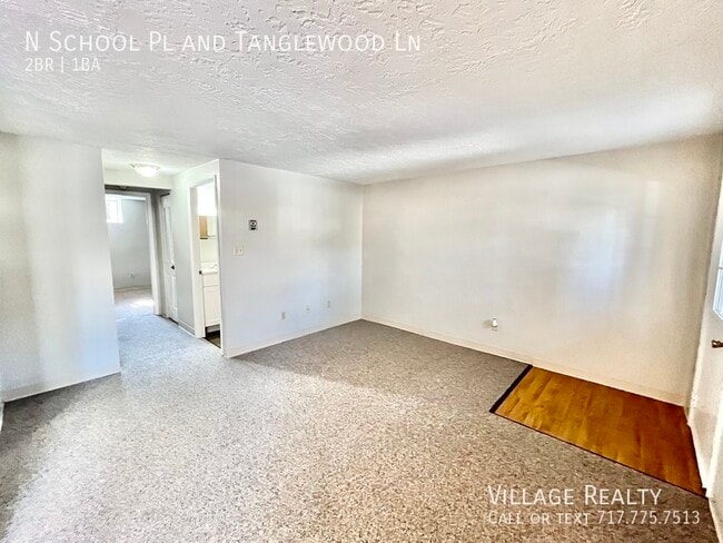 Building Photo - 343 N School Pl