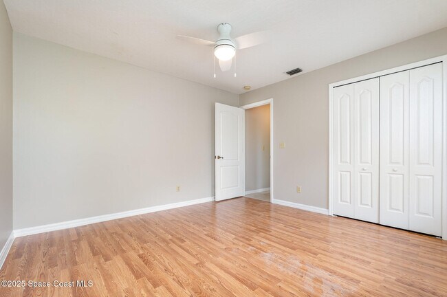 Building Photo - 947 Sierra Pl NE