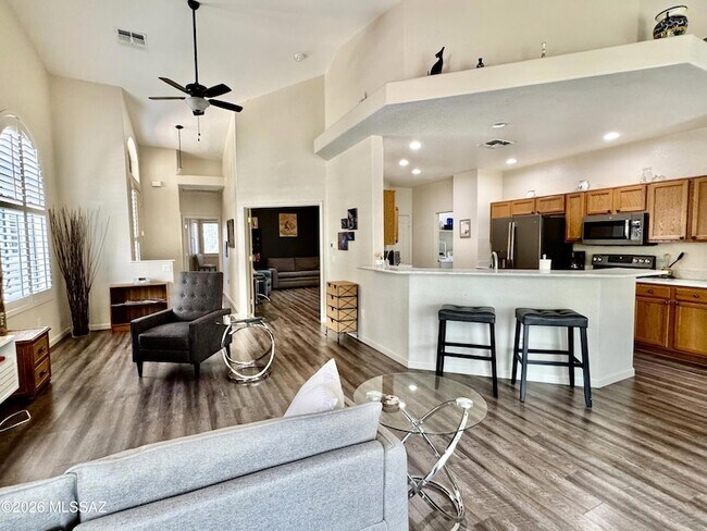 Building Photo - 13401 N Rancho Vistoso Blvd