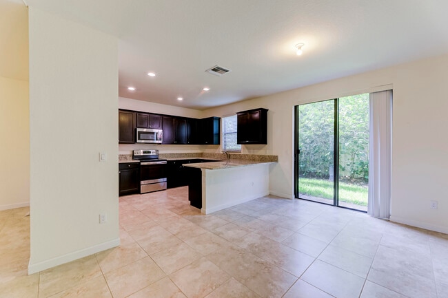 Building Photo - 4022 Devenshire Ct
