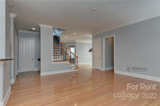 Building Photo - 8016 Lansford Rd