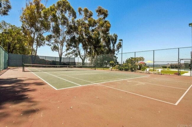 Building Photo - Stylish 1-Bed Condo in Tierrasanta