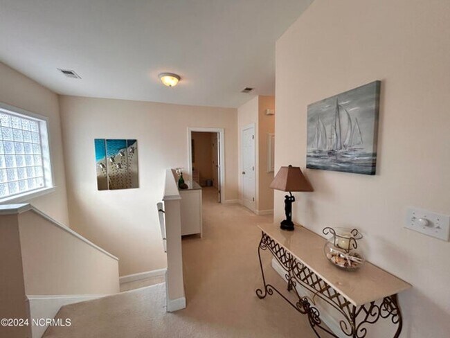 Building Photo - Beautiful Sea Trail Plantation townhome