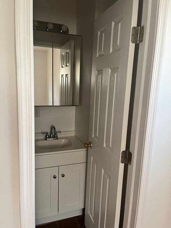 Building Photo - 901-3 Diamond St