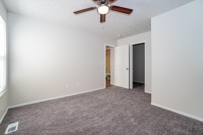 Building Photo - 1087 Lavender Ln