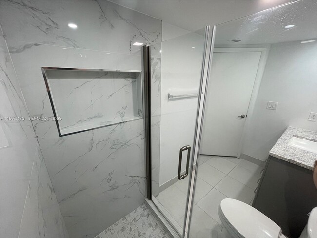 Building Photo - 8290 Lake Dr