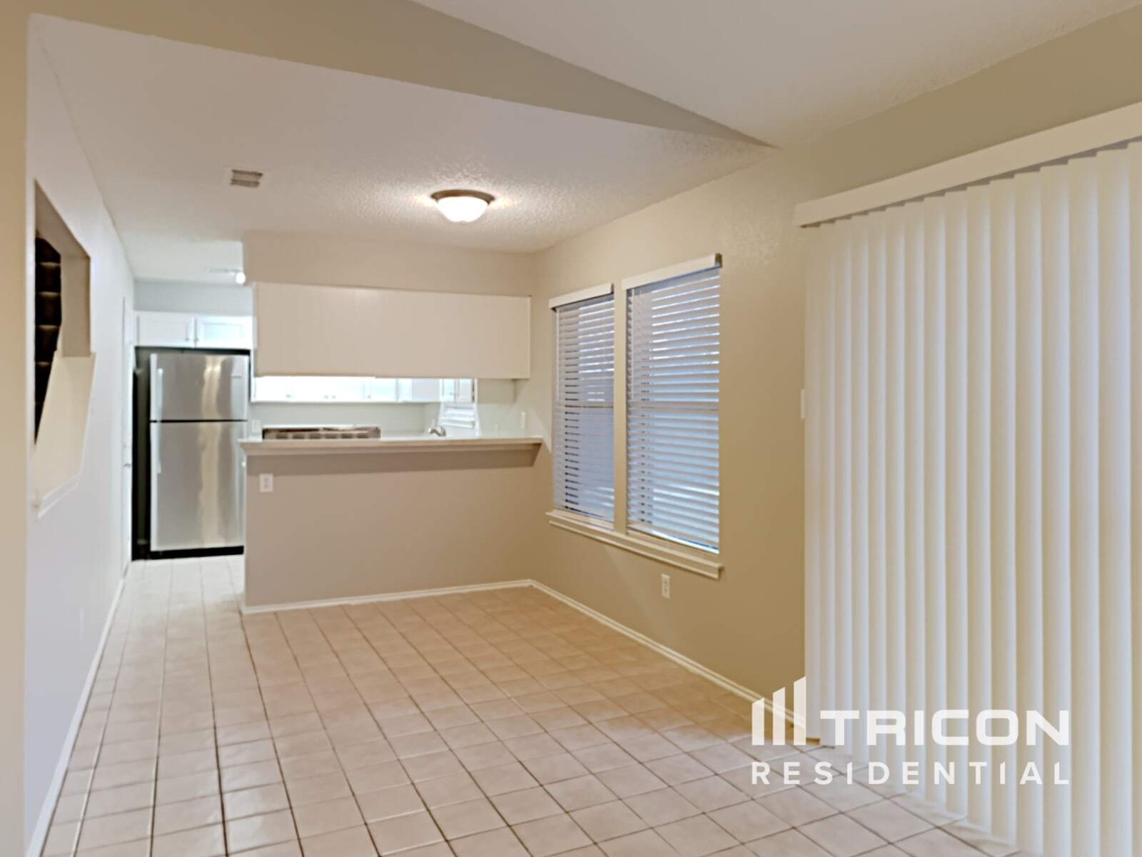 Building Photo - 6705 Lampe Ct