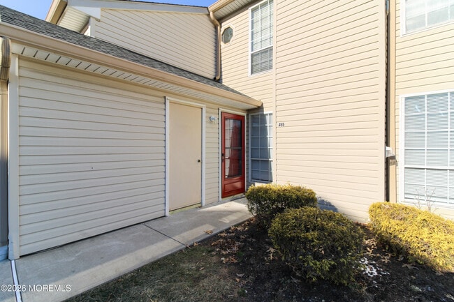 Building Photo - 455 Hawthorne Pl