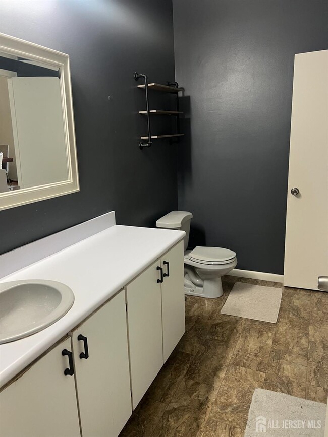 Building Photo - 9/11 New St