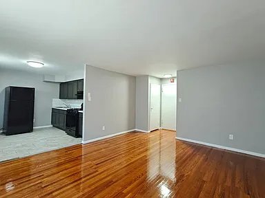 Building Photo - 8410 Bustleton Ave