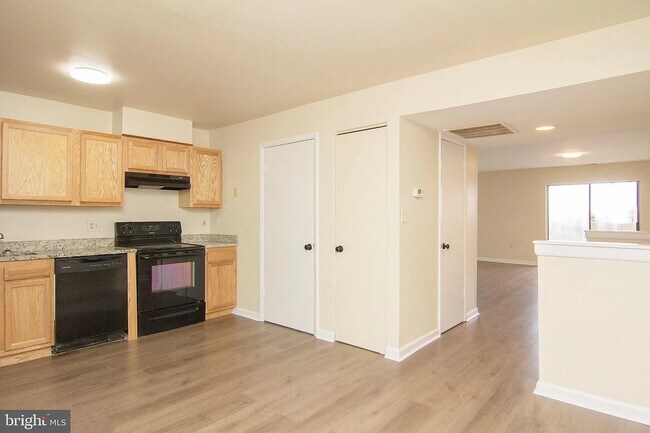Building Photo - 8101 Greenspring Way