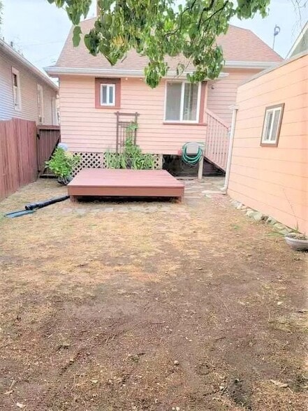 Backyard - 341 NW 74th St