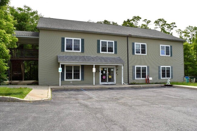 Primary Photo - 2342 NY-32