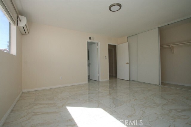 Building Photo - 140 N Earle St