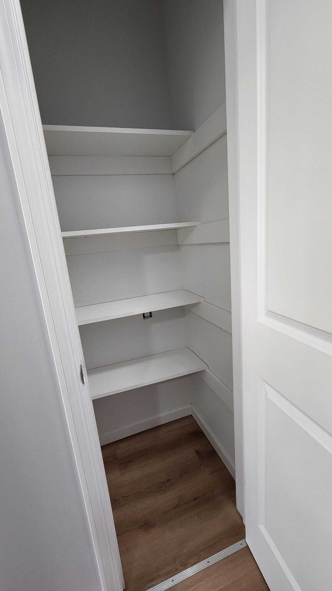 Building Photo - 1010 Flora St