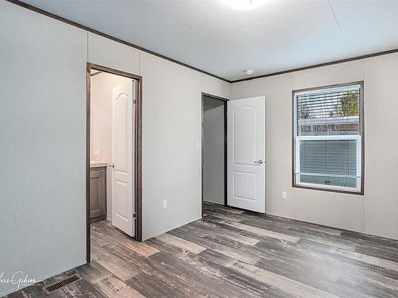 Building Photo - "Charming 3-Bedroom Home with 2 Full Baths in Bossier City – Your Ideal Sanctuary Awaits!"