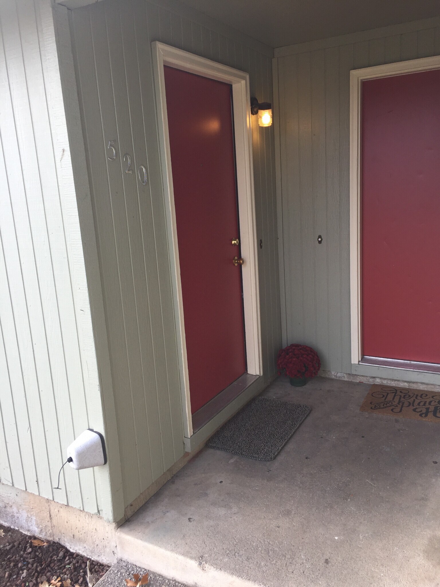 Building Photo - 520 N 38th Pl