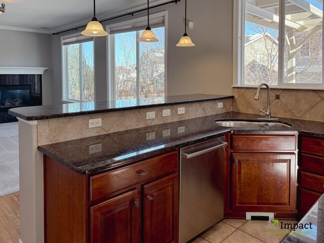 Building Photo - 10862 Glengate Cir