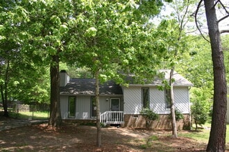 Building Photo - 407 Harleston Rd
