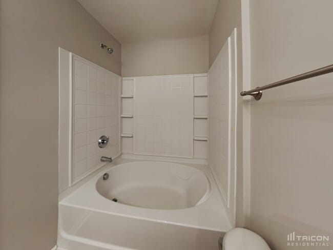 Building Photo - 4522 Esmeralda Drive