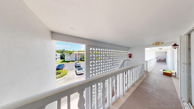 Building Photo - 4201 S Ocean Blvd