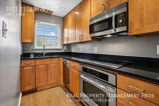 Building Photo - 2021 21st St N