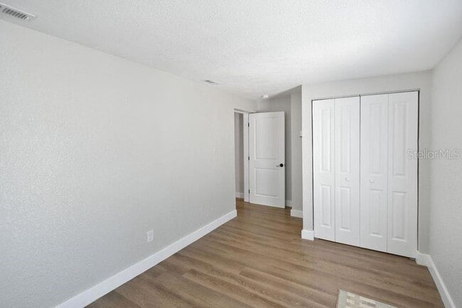 Building Photo - 418 40th Ave S
