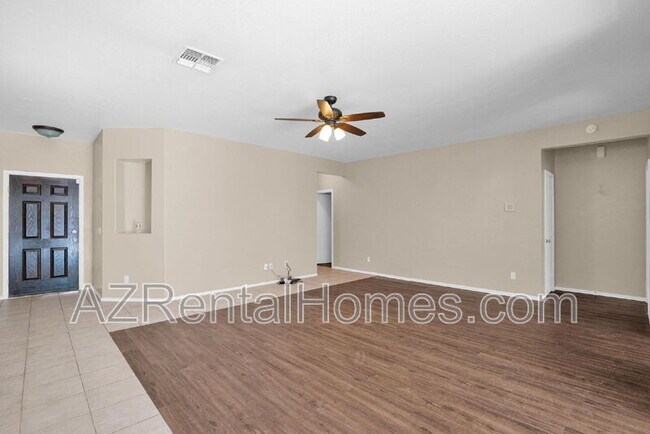 Building Photo - 6308 S 69th Glen