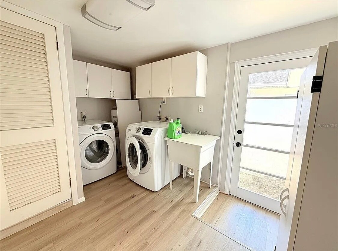 Laundry - 225 Cevera Dr