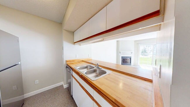 Building Photo - 2059 Coleman Dr