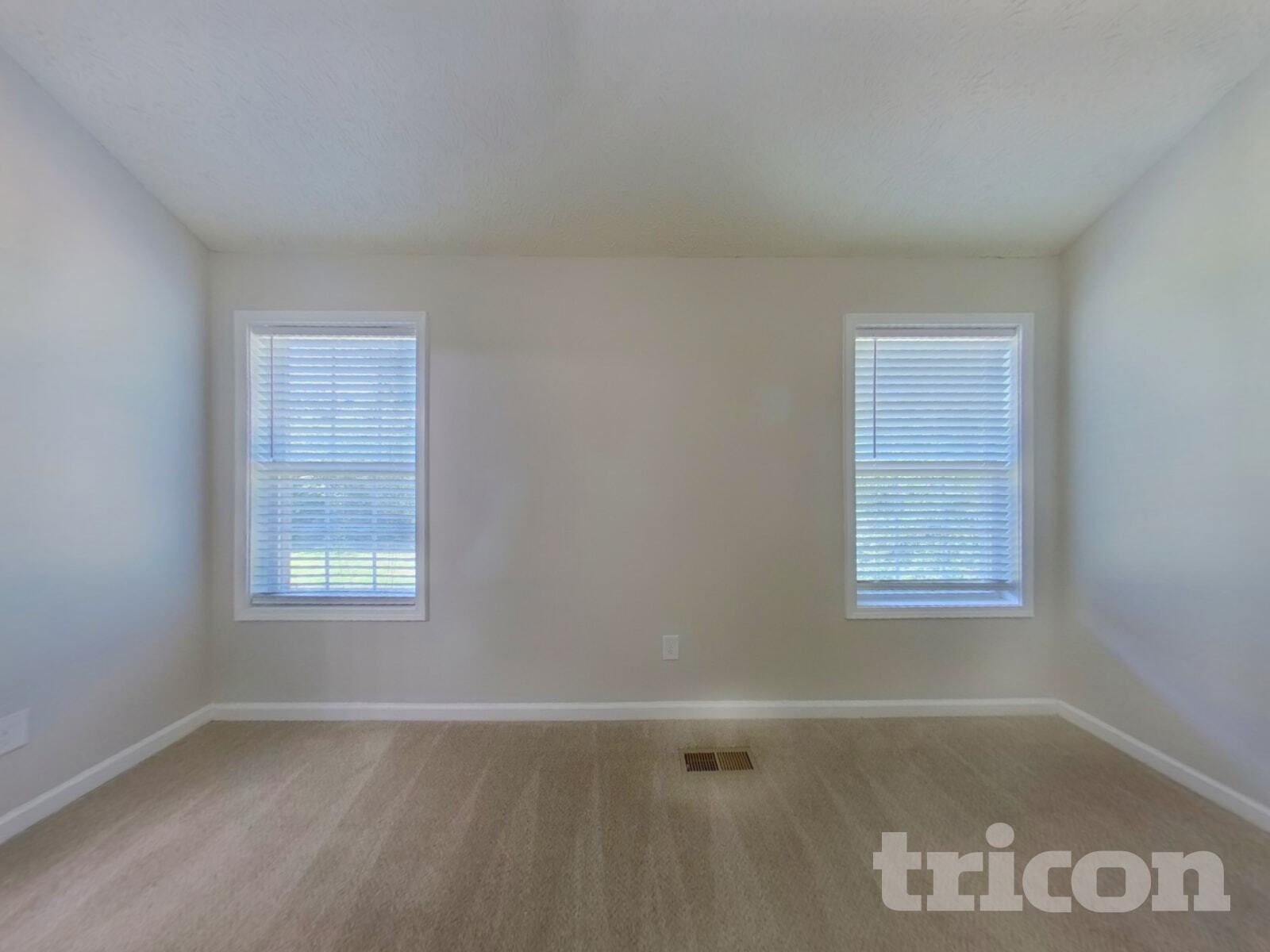 Building Photo - 217 White Pine Ln