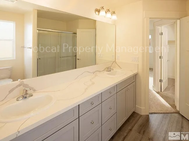 Building Photo - 909 Saltbrush Rd